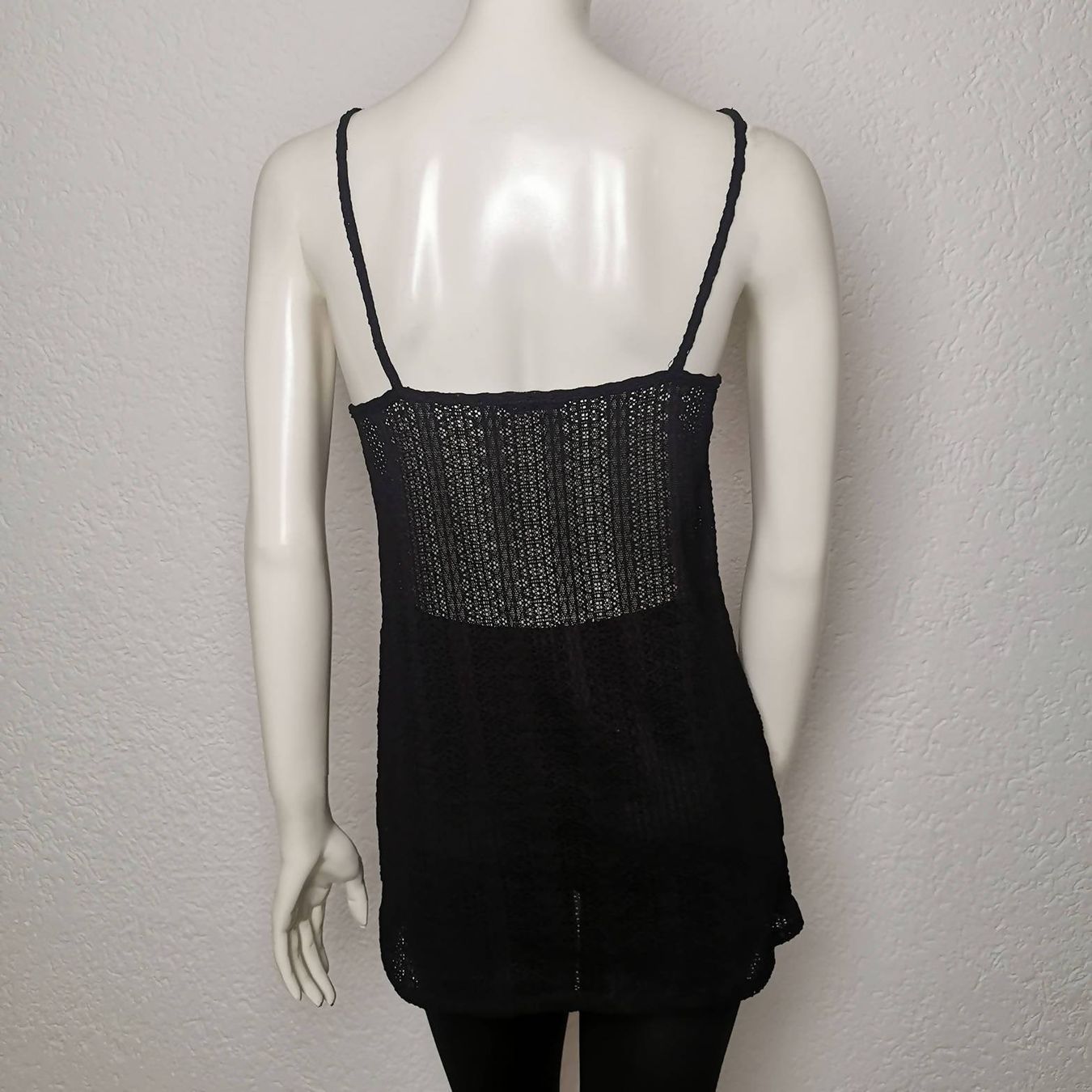 Zara Top: ZARA Oberteil schwarz, Top mit Lochmuster - S – Usato da Wettingen venduto da JasminL92-3 2