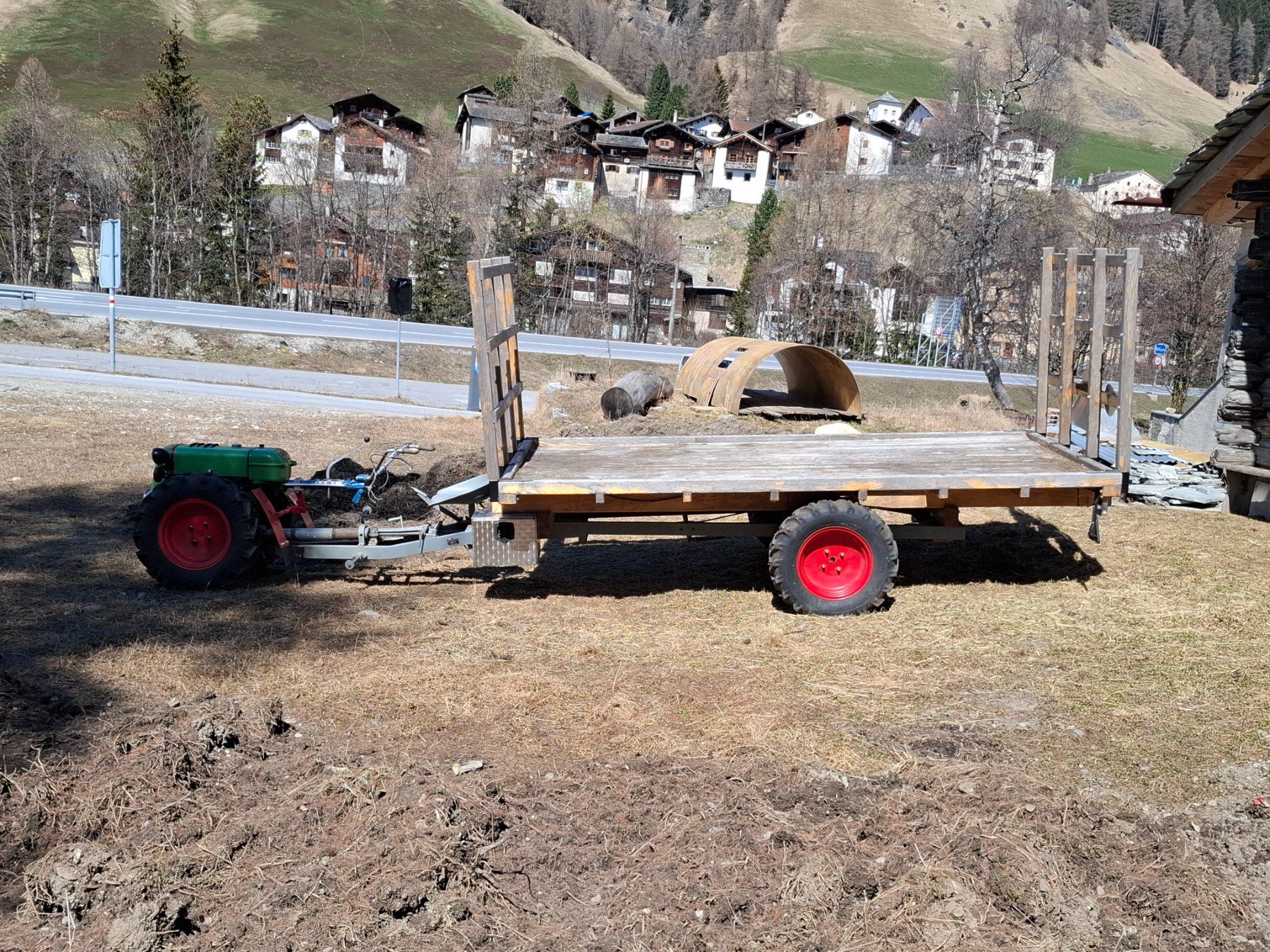 Rapid Tutte le macchine: Rapid spezial mit treibachsanhänger – Usato da Splügen venduto da seae 3