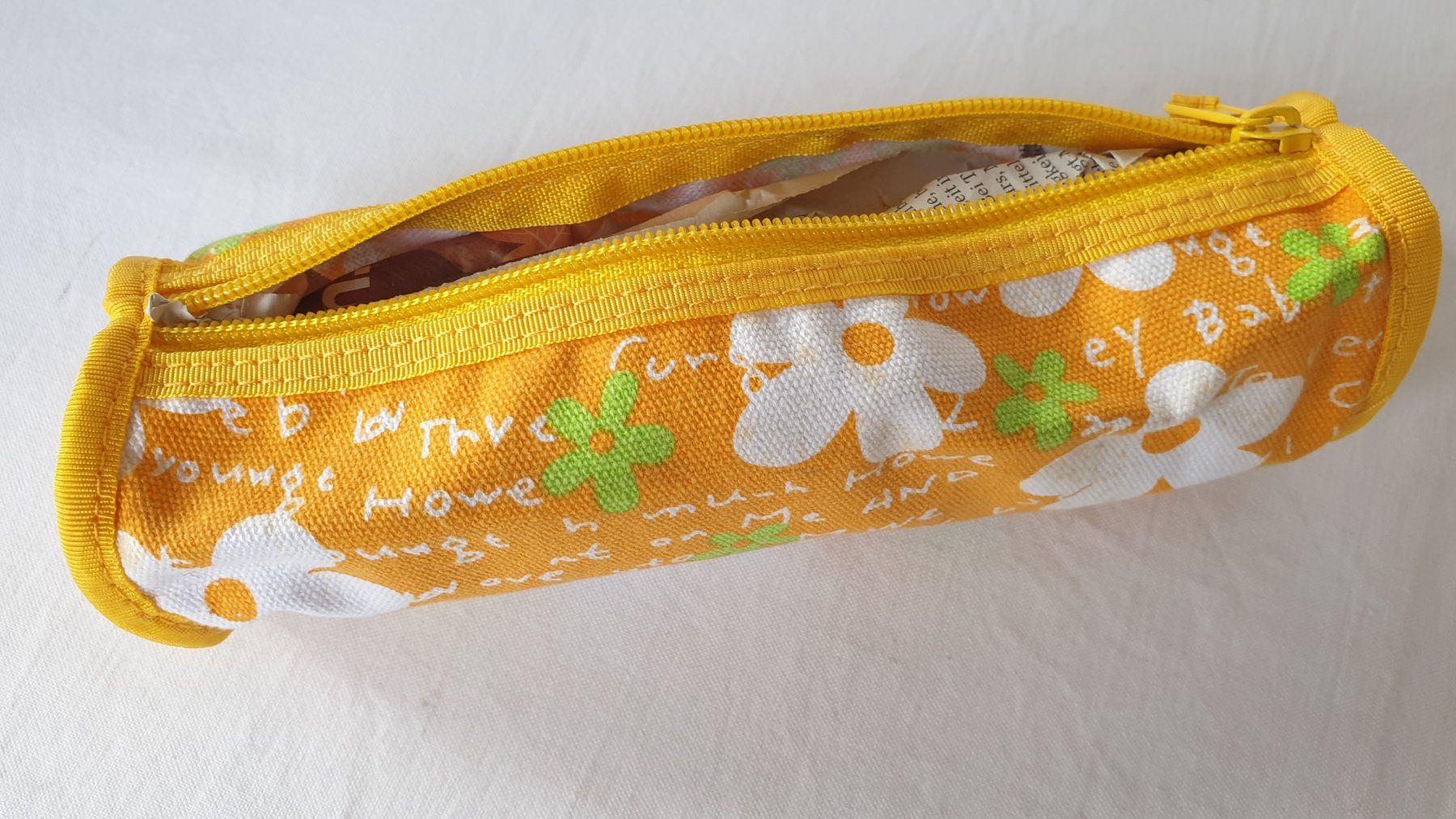 Astucci : Stifte-Etui Stoff Gelb/Orange – Nuovo (secondo la descrizione) da Biel/Bienne venduto da Bormida64 1