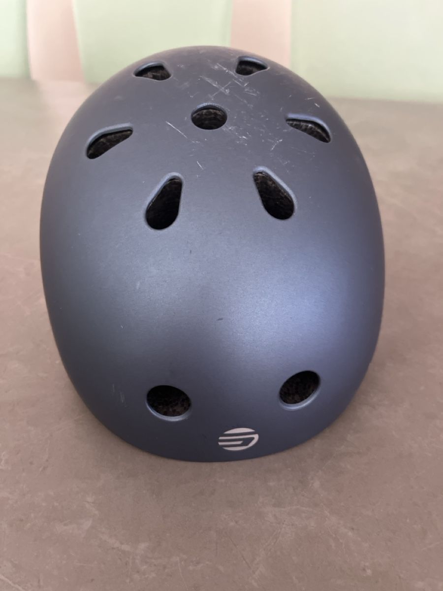 Caschi: Casco con segni di usura – Usato da Volketswil venduto da mon_ssk6 3