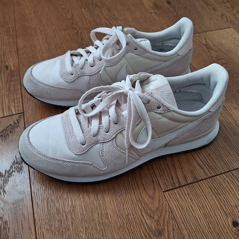 Nike Damenschuhe: Nike internationalist 41 – Gebraucht aus Grossaffoltern von einstein7182 1