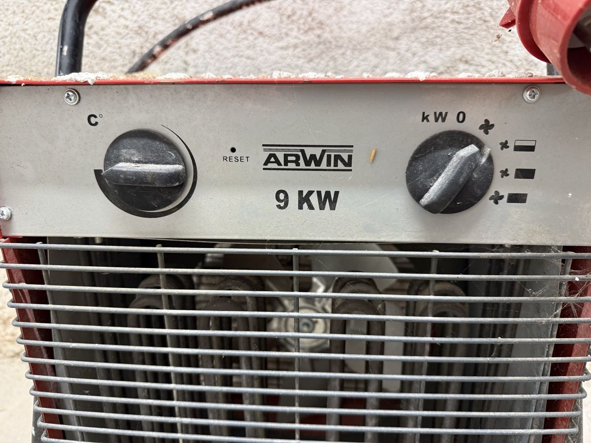 Radiatori: Heizstrahler 9KW  gebraucht  – Usato da Birmenstorf AG venduto da Pat_roll 1