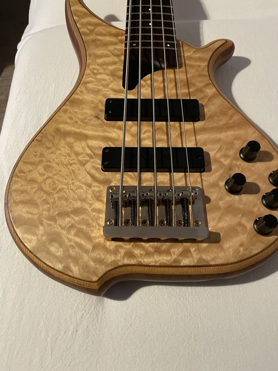 Musikinstrumente: TUNE  TWB-5 EBass 5 String – Gebraucht aus Riehen von ose58 5