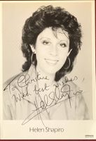 Helen Shapiro Autogramm signiert Foto 10x15cm