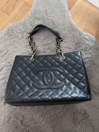 Chanel Grand Shopping Tote