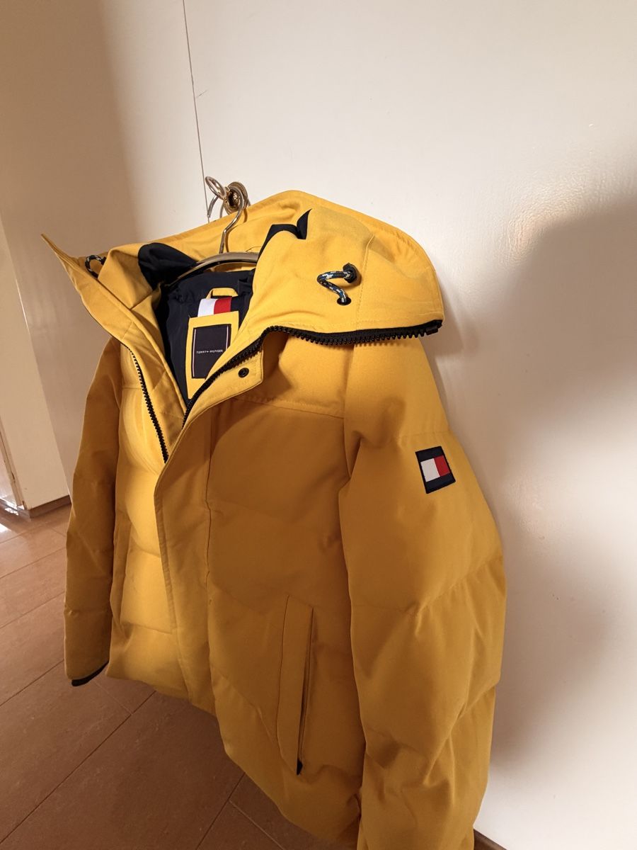 Tommy Hilfiger Giacche: Tommy Hilfiger Winterjacke – Usato da Forch venduto da Speedyrun 1