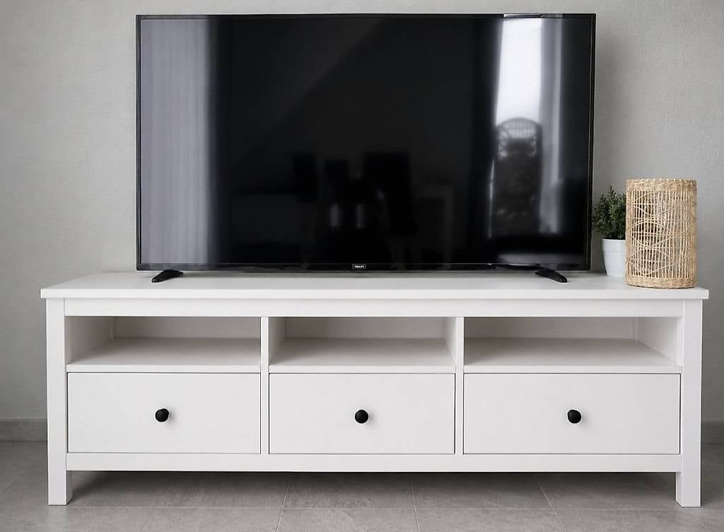Ikea Mobili TV: IKEA TV-Möbel – Usato da Dietikon venduto da 3magnolia3