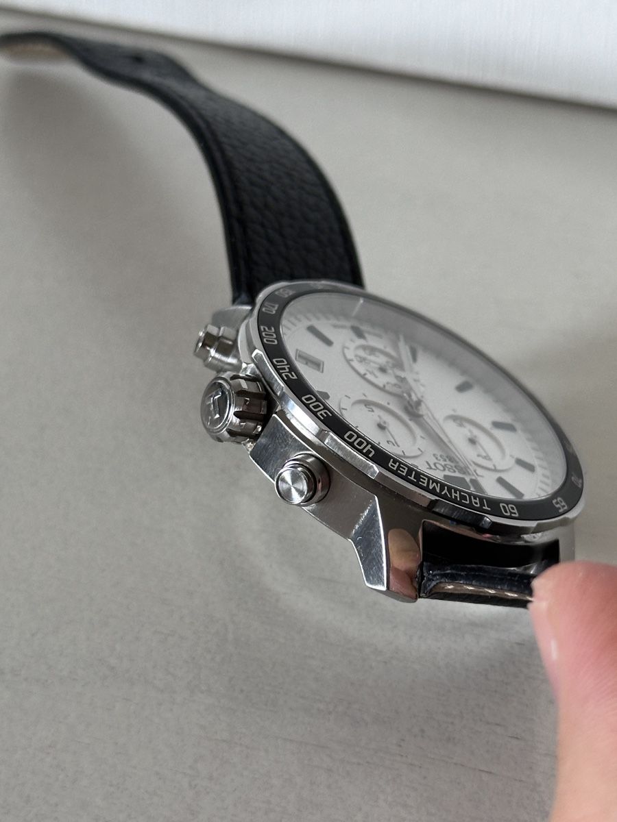 Tissot Montres: Tissot Quartz Uhr Chronograph – D'occasion à Basel par mar_ldz5 6