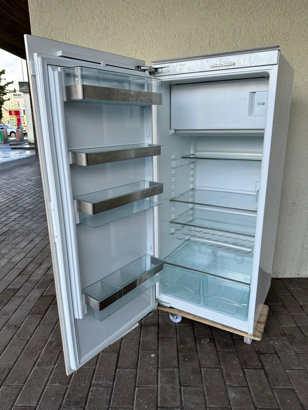 Miele Frigoriferi: Kühlschrank Einbaukühlschrank Miele – Usato da Spreitenbach venduto da Space_X 1