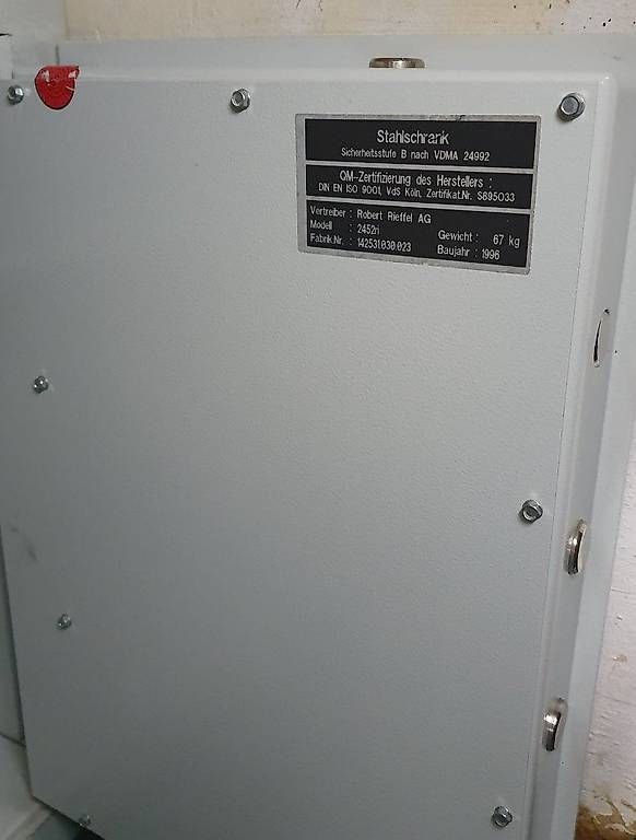 Casseforti: Wertschutzschrank, Tresor, Safe – Usato da Nidau venduto da jul_6tpv 1