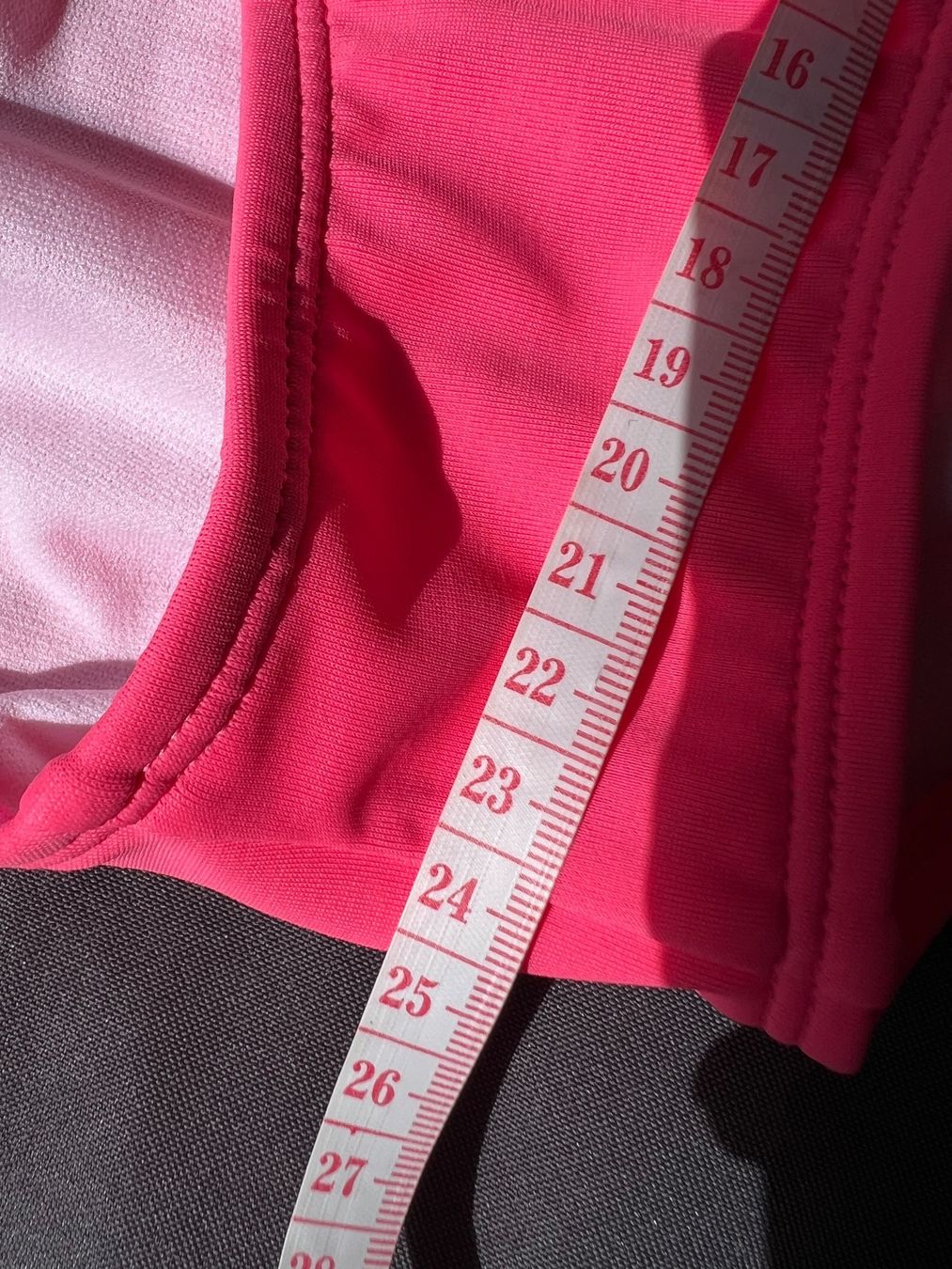 Roxy Badekleider & Bikinis: BH 75 Unterhose XL Roxy Neu Badeanzug – Neu und originalverpackt aus Riehen von edu_92w7 5