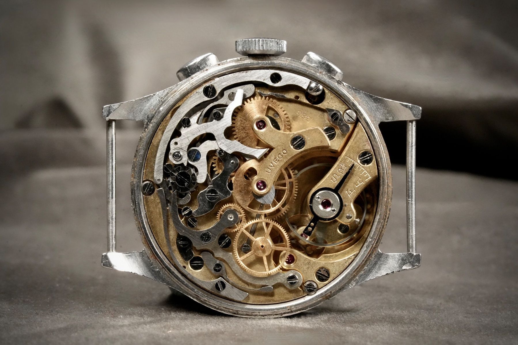 Universal Genève Orologi: Universal Genève - Uweco Ref. 5182 Original 1936 Chronograph – Usato da Morcote venduto da chronoservice 4