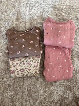 Lot de 3 vêtements pulls bébé taille 74/80