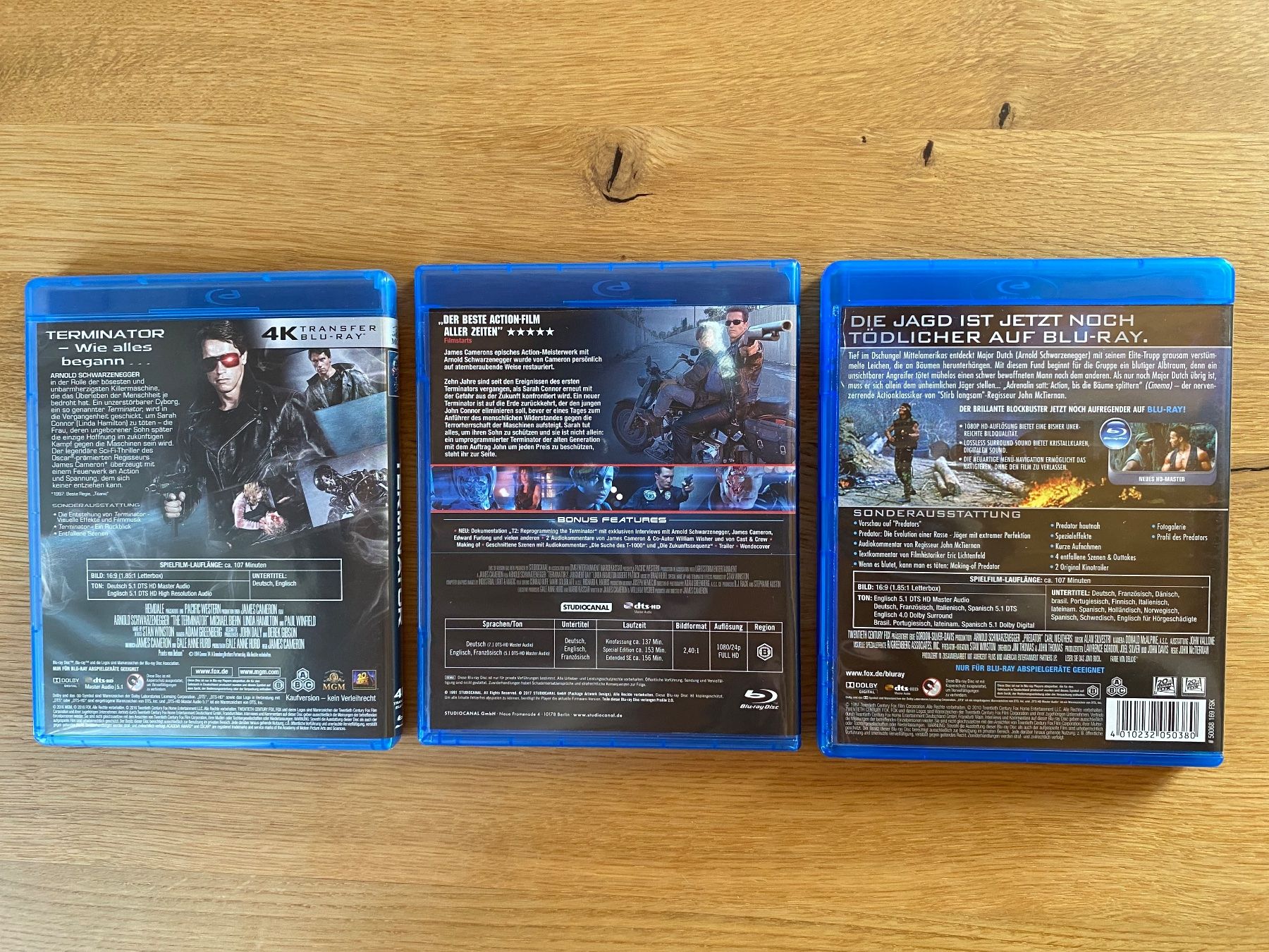 Tous les DVDs: Terminator / Terminator 2 / Predator Bluray – D'occasion à Herzogenbuchsee par Christen3 1