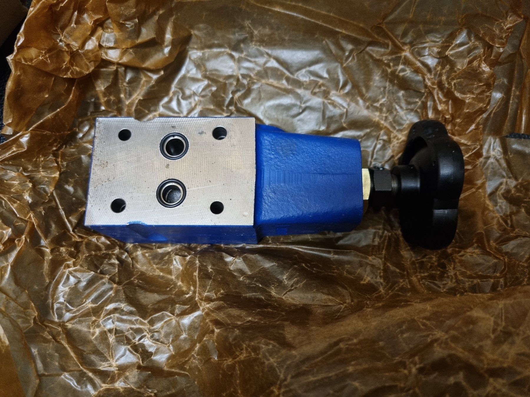 Altro per industria metallurgica: Rexroth Hydraulikventilen – Nuovo e nell'imballaggio originale da Zug venduto da jordi2005 1