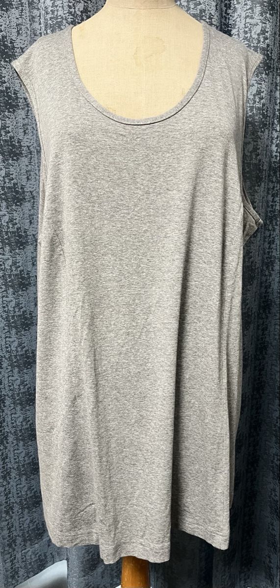 Tops: Sommerliches, graues Top, Grösse 48/50 – Gebraucht aus Eglisau von regulmei