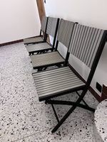 Set 4x Klappstühle plus Tisch und 2x Polster