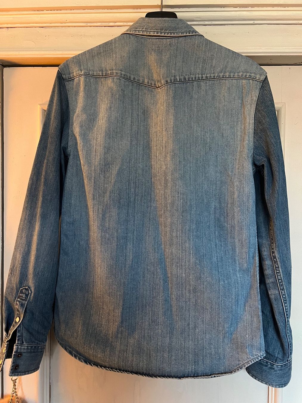 Allsaints Hemden: All Saints Denim Hemd, Slim Fit, Grösse M. – Neu (gemäss Beschreibung) aus Biel/Bienne von Girasole232 5