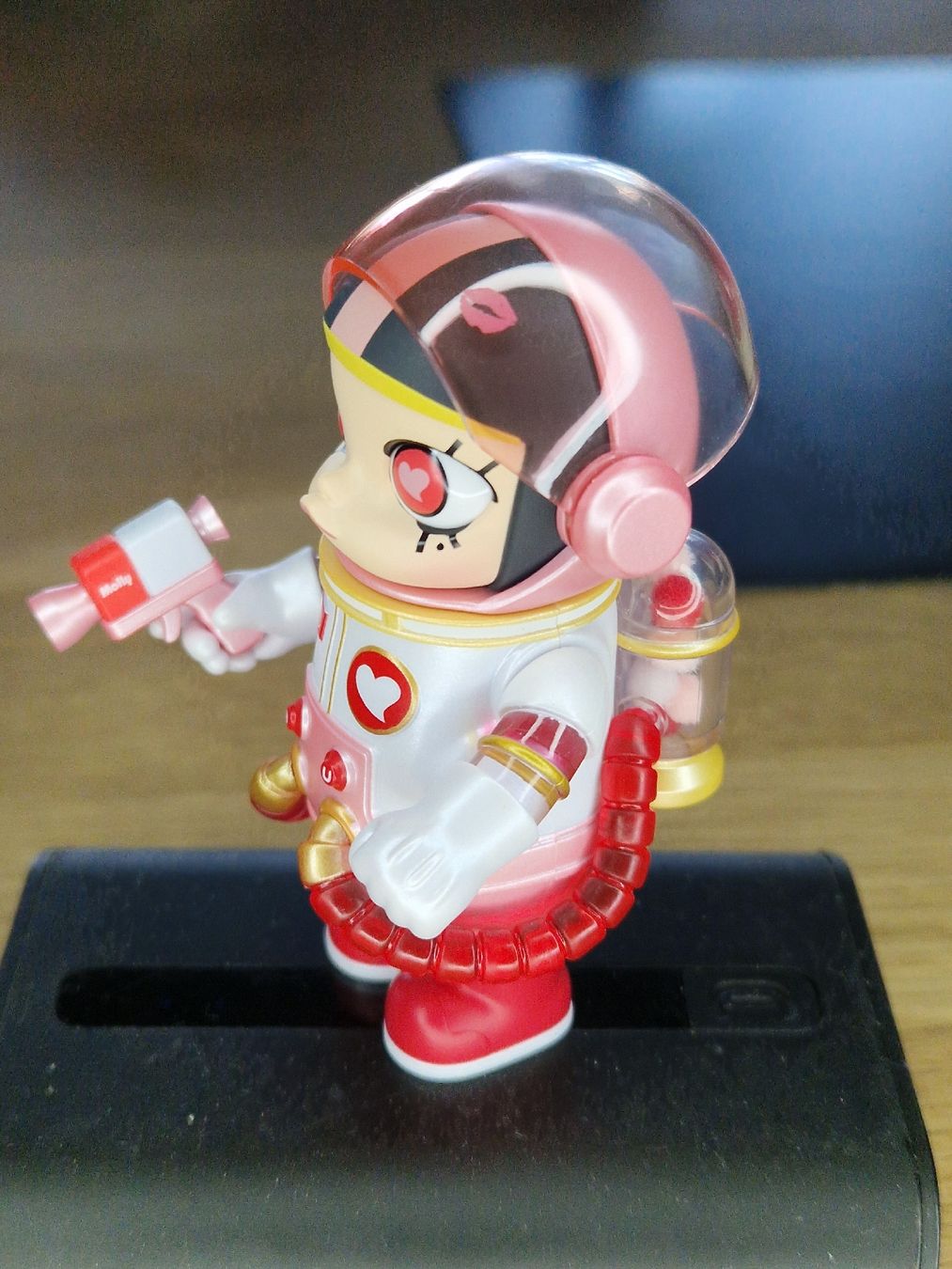 Pop Mart Statuette: POPMART Space Molly Edition "Heartbert" – Nuovo (secondo la descrizione) da Grand-Lancy venduto da alex_12 3