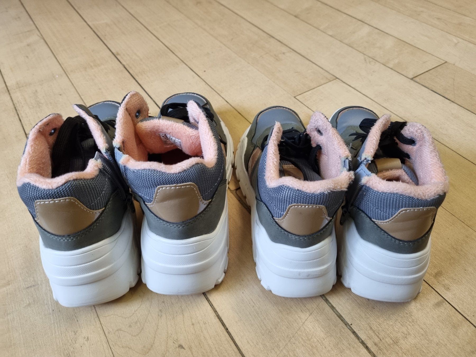 Scarpe per ragazze: Venice Schuhe Grösse 33 und 37 – Usato da Schönenwerd venduto da Chez_Mimi 1