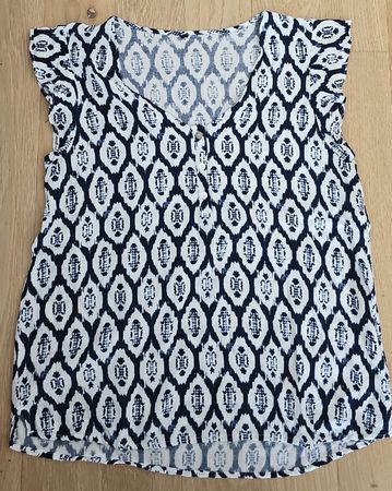 Sommerliche Bluse mit Muster, Grösse 38/M