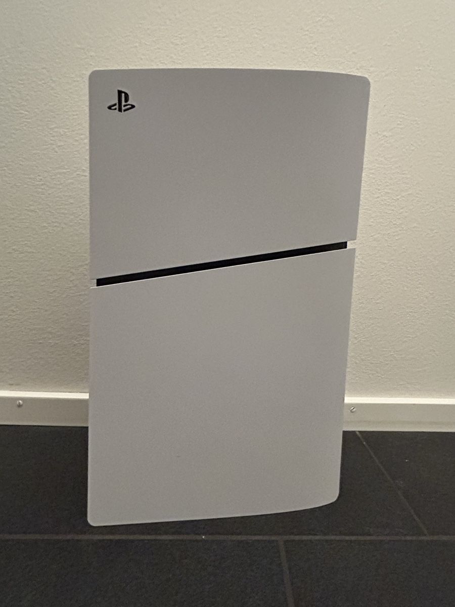 Sony Console: PS5 – Nuovo (secondo la descrizione) da Möriken AG venduto da Pircher123 1