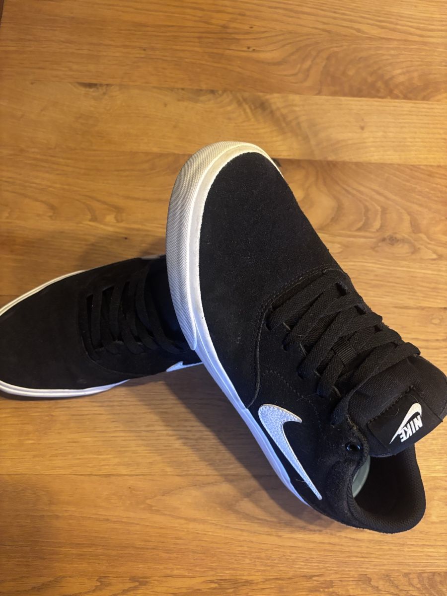 Chaussures hommes: Nike Sneaker – D'occasion à spiez par isa_meyer 1