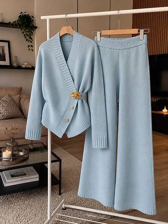 Completo in maglia azzurro cielo  Taglia S