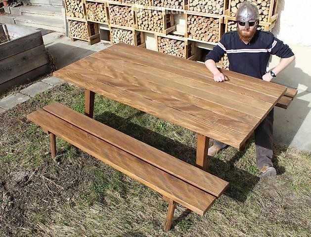 Tavoli: Wikinger-Tisch – Nuovo e nell'imballaggio originale da Grünenmatt venduto da Lerchholz 1