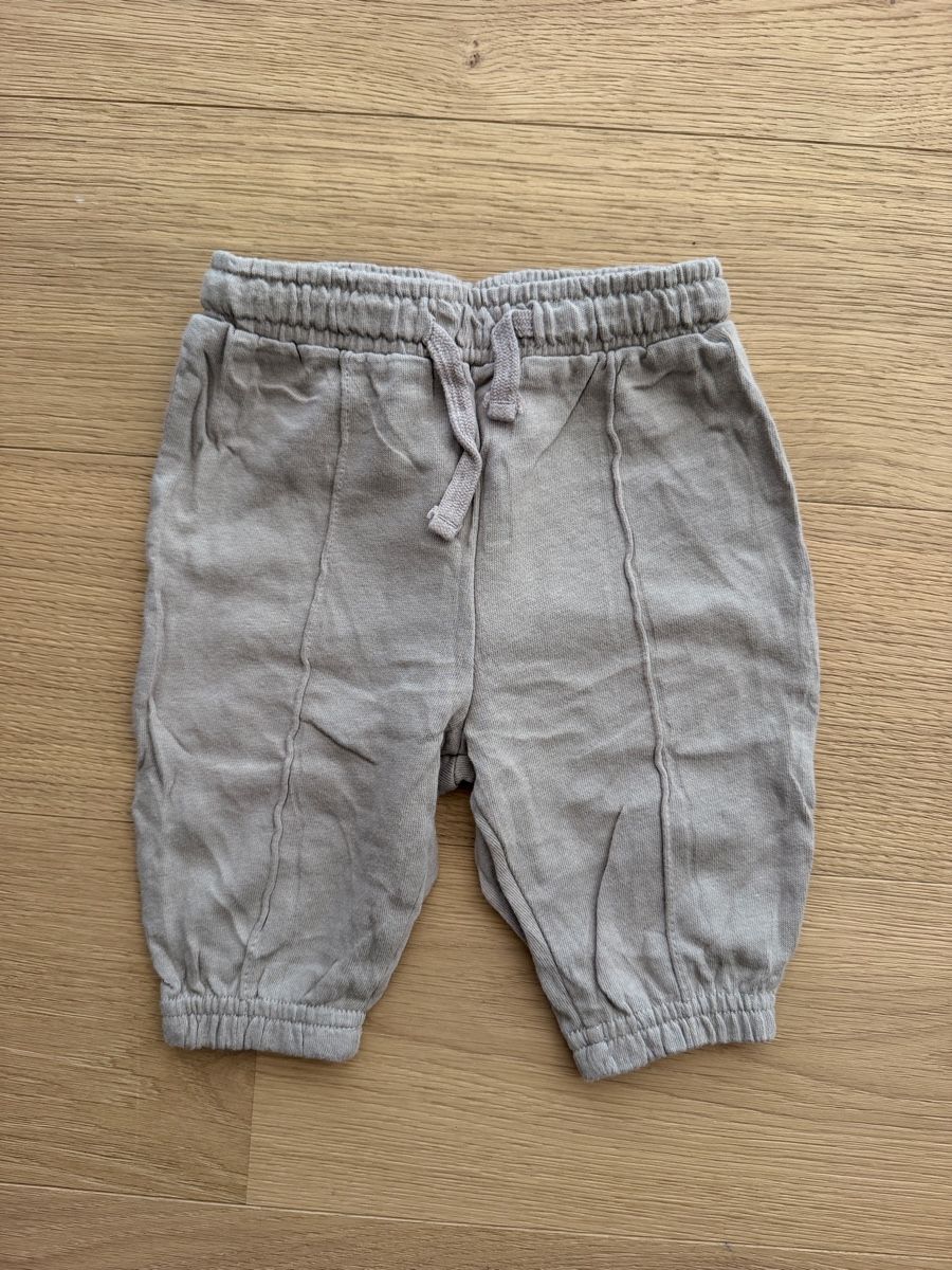 H&M Pantaloni: Hose H&M Gr. 68 – Usato da Rain venduto da Heike5284