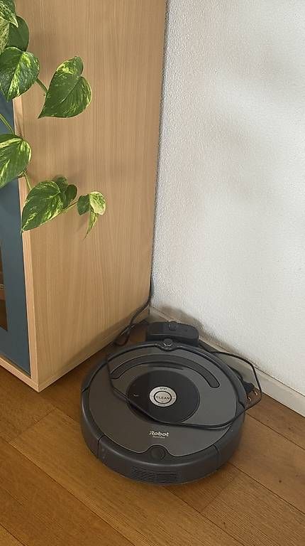 Aspirapolveri & Accessori: iRobot Roomba Staubsauger – Usato da Uttwil venduto da davinio11 1