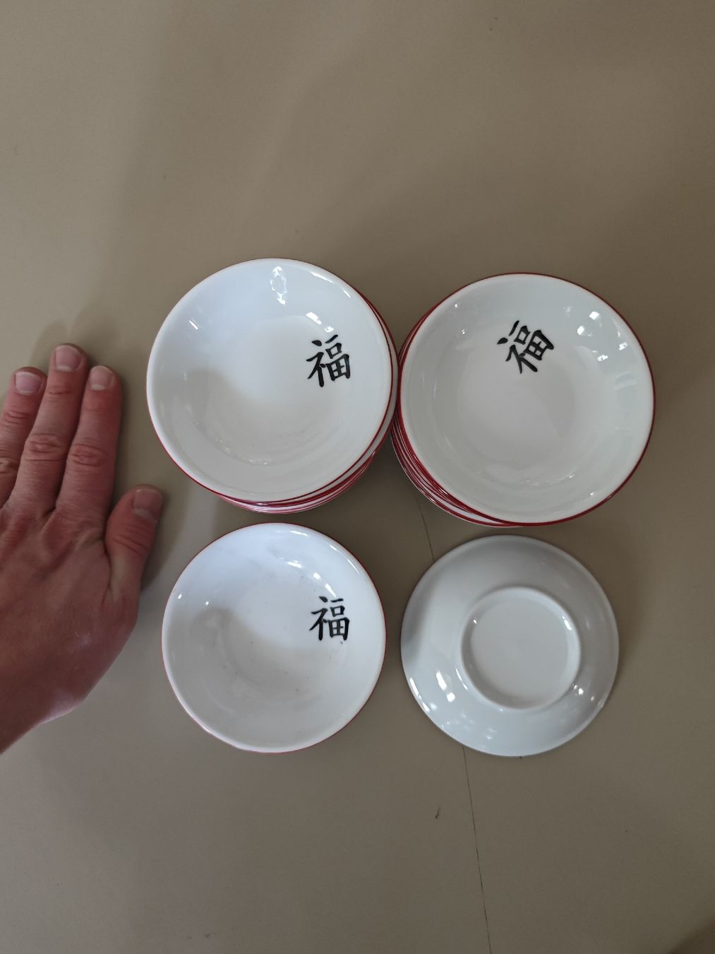 Piatti: 16 Asiatische Schälchen, neuwertig – Nuovo (secondo la descrizione) da Zürich venduto da 456666 1