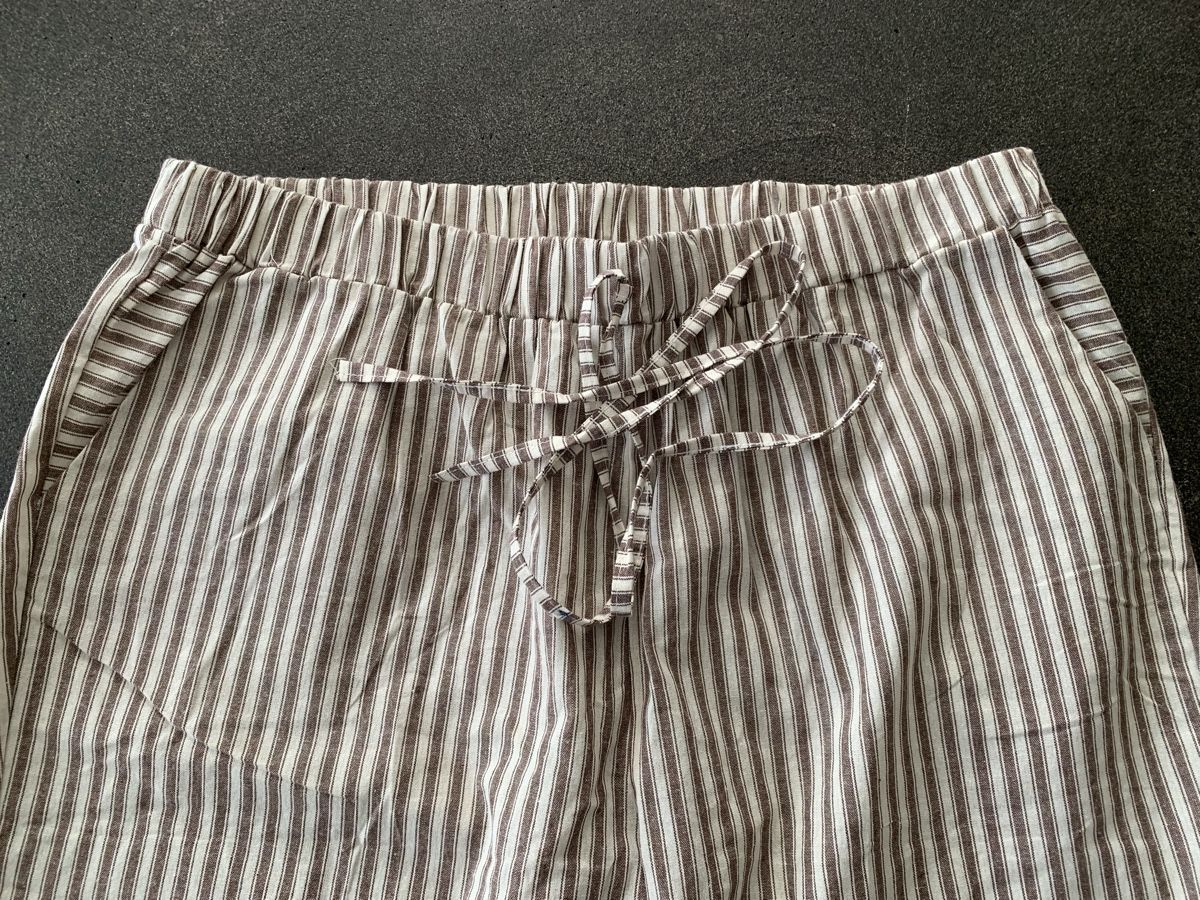 Pantaloni: Sommerhose Gr. 2XL 48 – Usato da Thun venduto da Chrabu 1