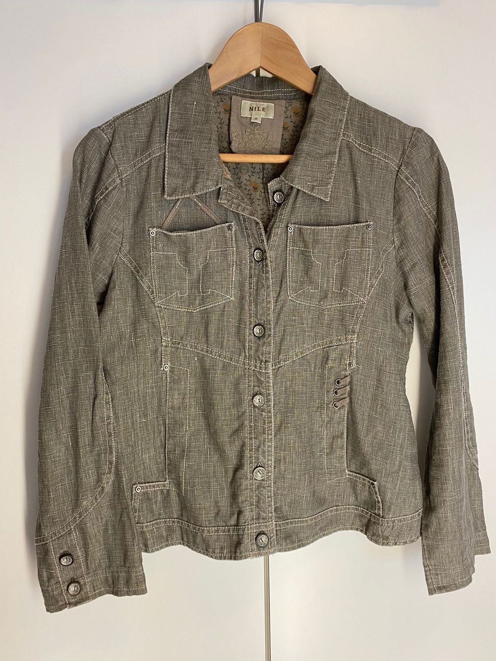 Nile Jacken: Nile Damenjacke Gr. S - 100% Leinen – Gebraucht aus Frauenfeld von LIL_NA