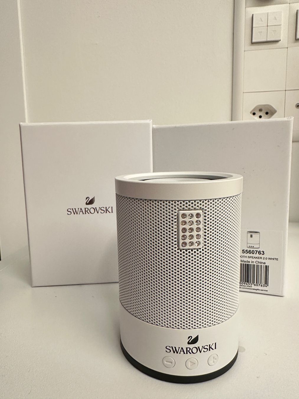 Casse acustiche: Neu: Swarovski Bluetooth Speaker – Nuovo e nell'imballaggio originale da Ruggell venduto da sam_ly9m 1
