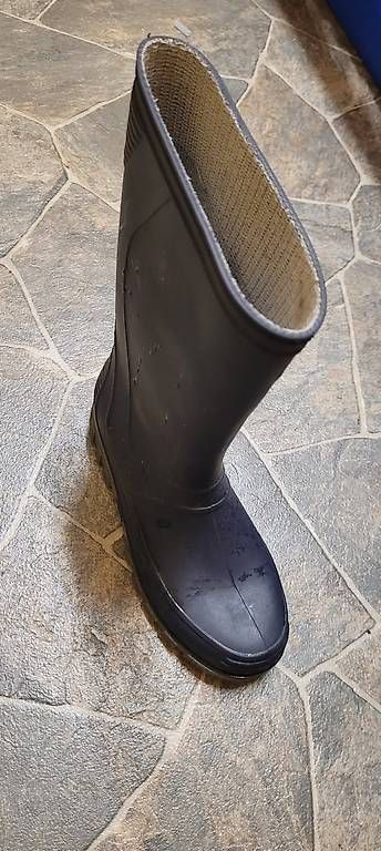 Scarpe per ragazzi: Gummistiefel Grösse 33 – Usato da Sempach venduto da pri_9ylm