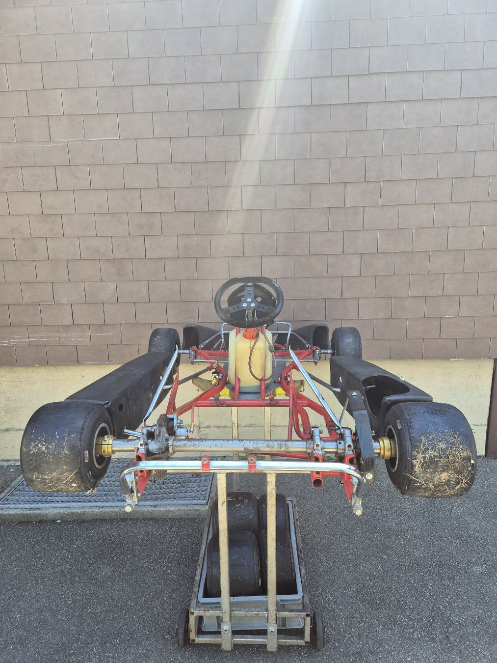 Karts: Altes Birel Chassis – Defekt aus Oetwil am see von BikiniRacingCKRSUI 1