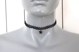 Halskette mit Stern