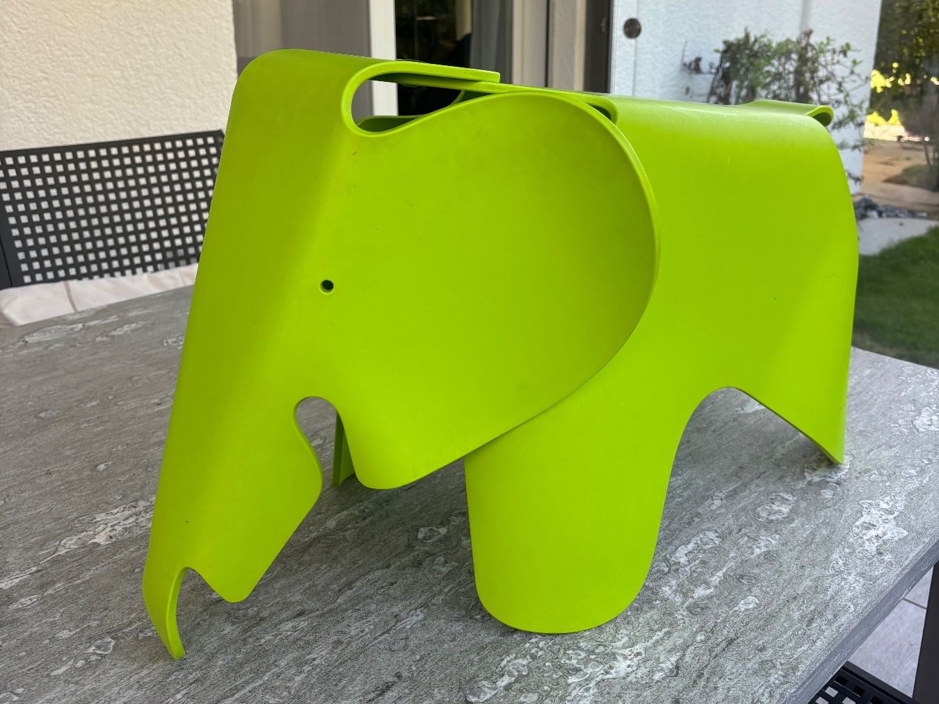 Vitra Hocker: Elephant Vitra Eames (grosse Ausführung) – Gebraucht aus Watt von Gigge10