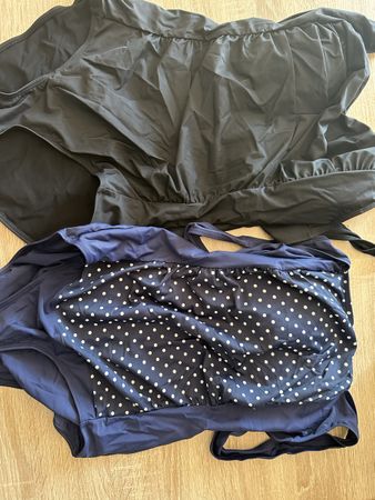 2 Badekleider 40D