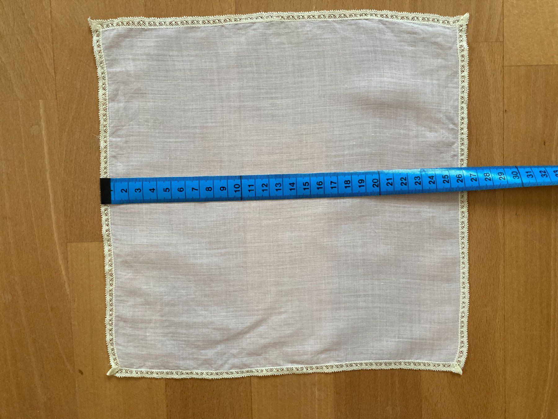 Sonstige Kleidung & Accessoires: Taschentuch  Spitzentaschentuch blassgelb – Gebraucht aus Subingen von Etageren 2