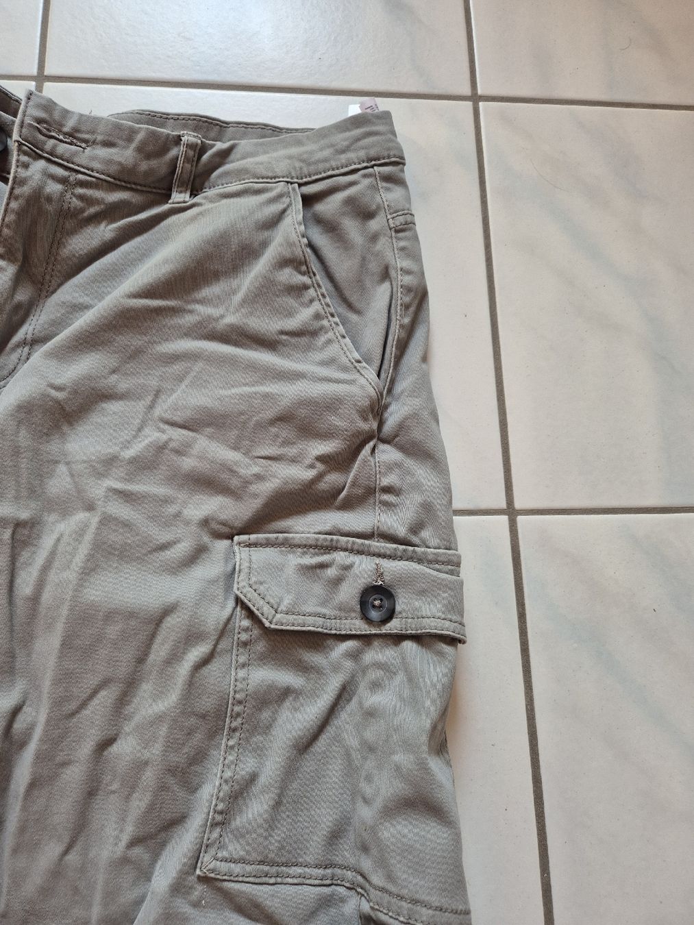 Hosen: Shorts Gr.44 – Gebraucht aus Mörschwil von minggeli12 2