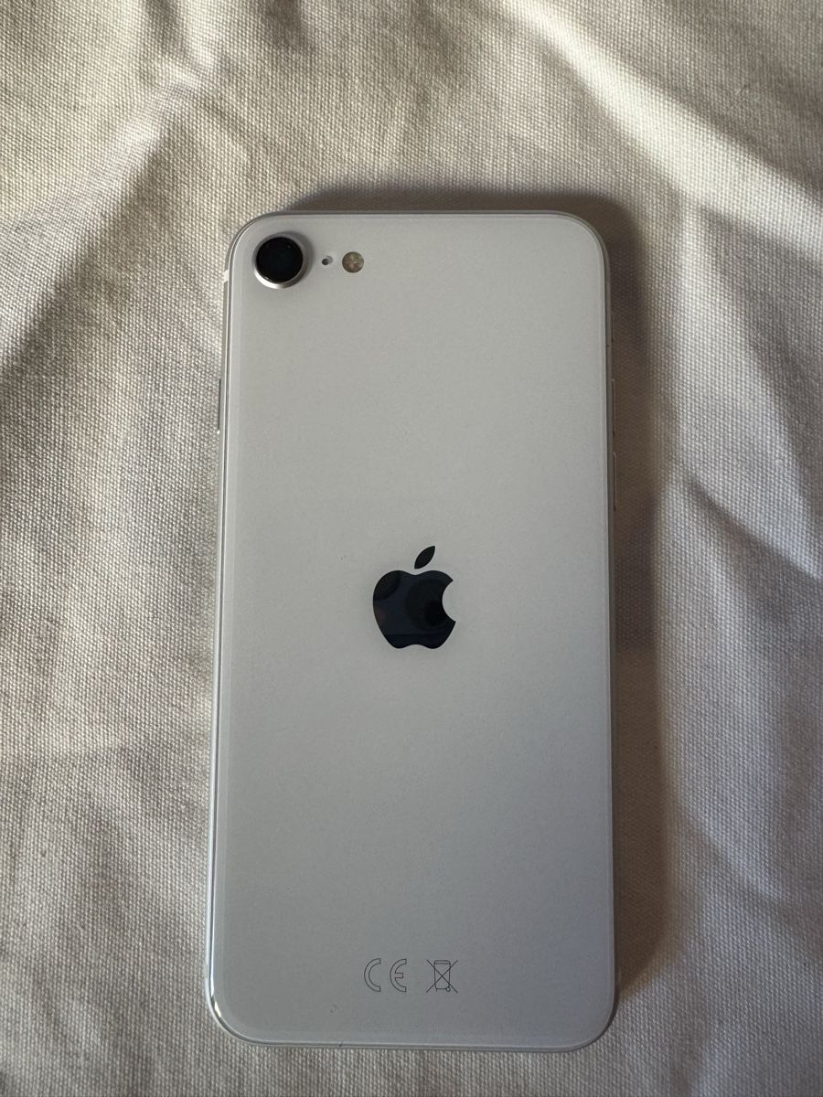 Apple Handys / Smartphones: iPhone SE 2020, 64 GB, weiss – Gebraucht aus Horgen von d.k77 2