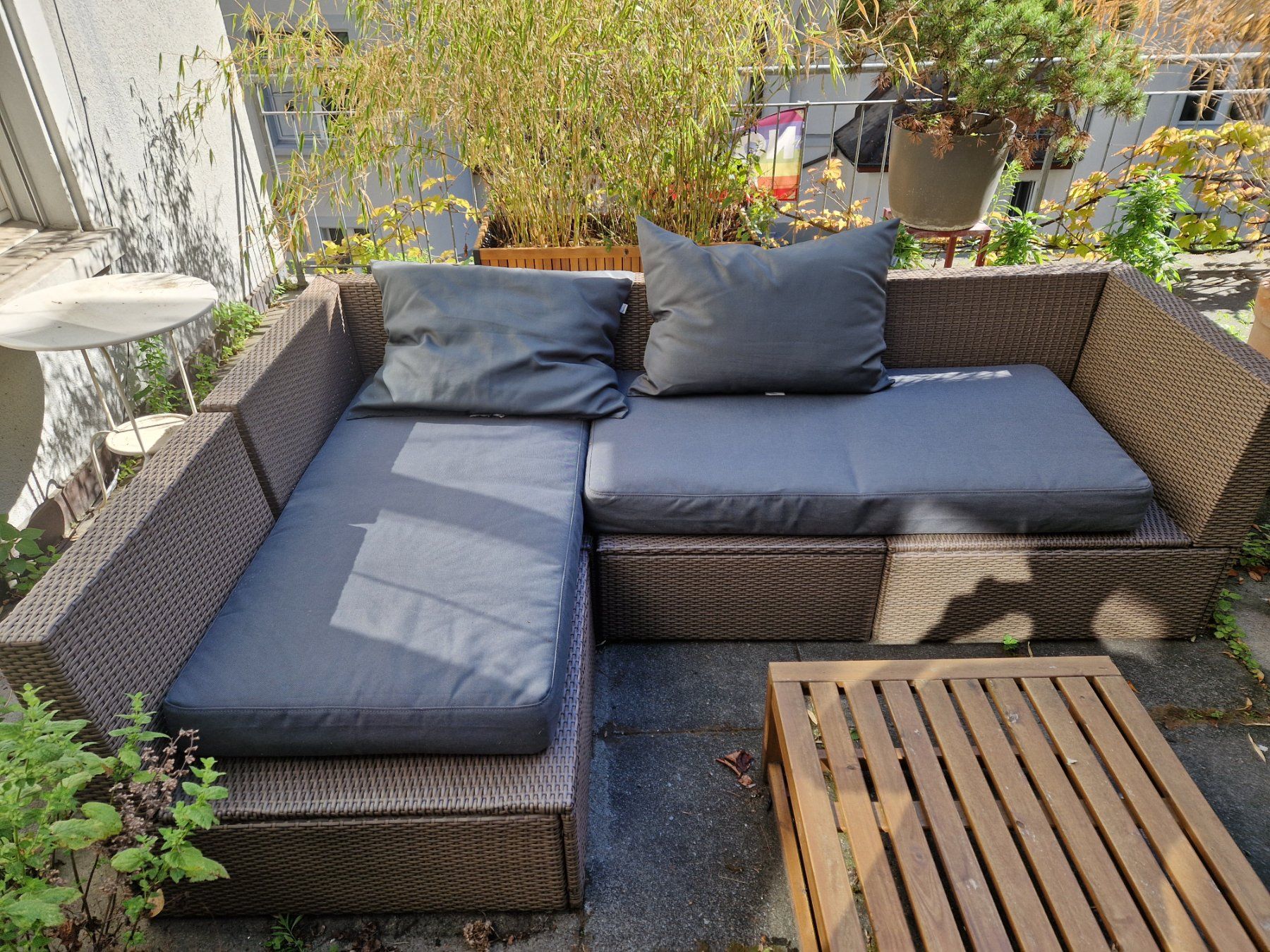Divani: Lounge (Rattan) – Usato da Zürich venduto da ced_tv9h