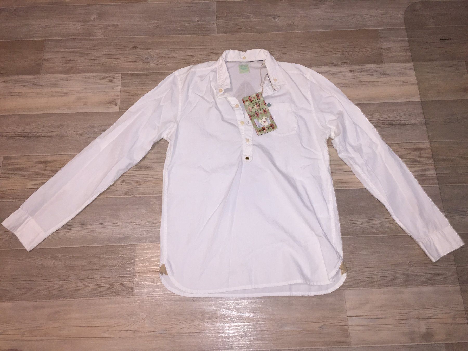 Camicie, T-shirt & Polo: Chemise SURF LUNCH  Taille 14 ans – Nuovo e nell'imballaggio originale da Cossonay-ville venduto da Super-Price-Quality