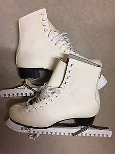 Pattini da ghiaccio: Patins à glace quasiment neufs – Usato da Genève venduto da Geneve11111