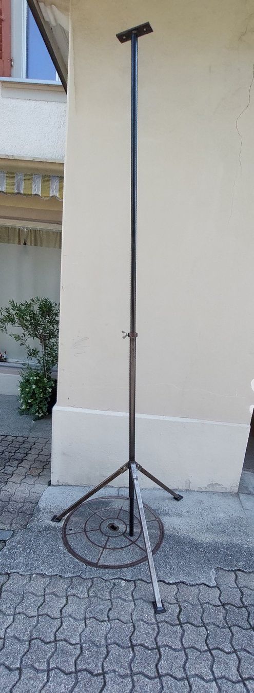 Sonstige Dekorationen & Accessoires: Stativ Hochstativ bis 3.5m Höhe - 2 Stück – Gebraucht aus Gersau von jonen01