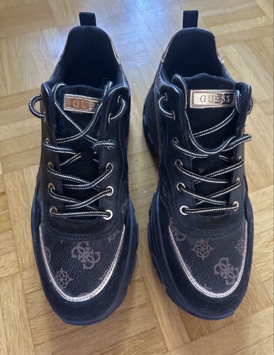 Guess Scarpe da donna: GUESS Chunky Sneakers – Nuovo (secondo la descrizione) da Wolfenschiessen venduto da Jana_jjd 1