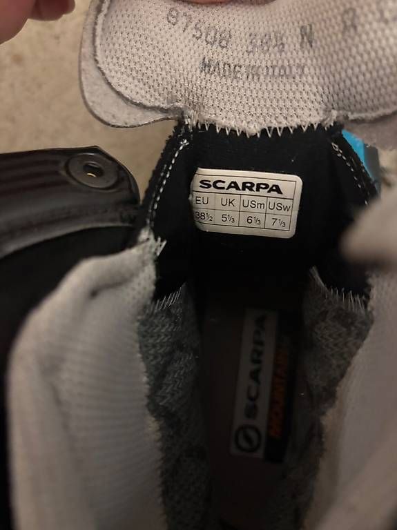 Scarpe da donna: Scarpa Bergschuhe / Wanderschuhe  Grösse 38.5 – Usato da Wetzikon ZH venduto da nad_rv68 3