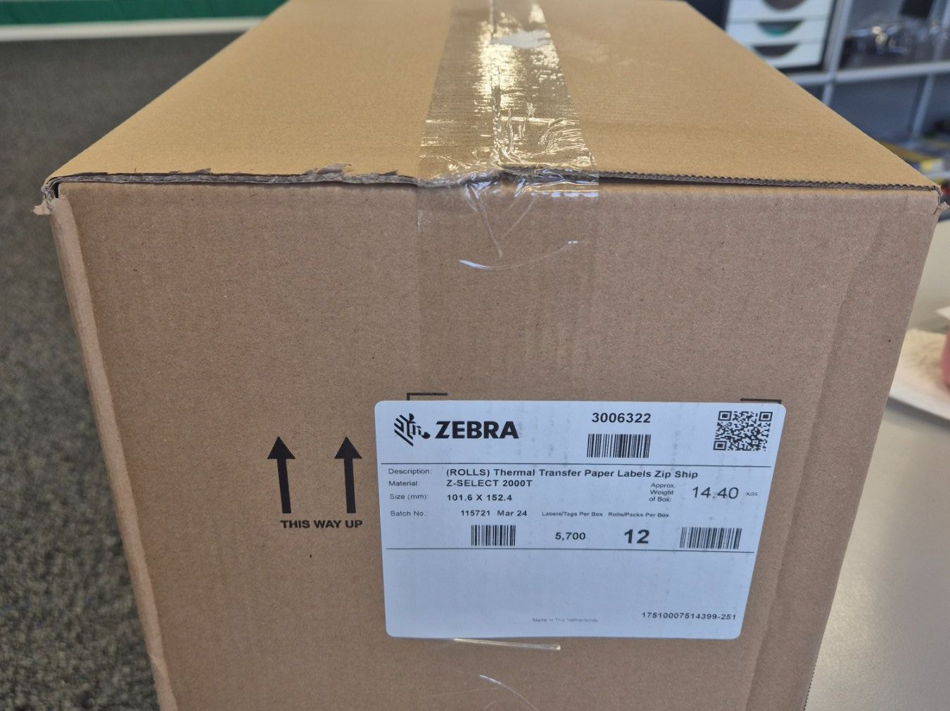 Zebra Drucker: Zebra Z-Select 2000T, Etikettenrolle, Normalpapier, 102x152m – Neu und originalverpackt aus Lyss von mar_5sbt 1